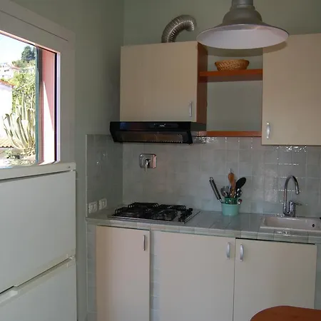 Apartmán Solanha Monolocale N.4 *
